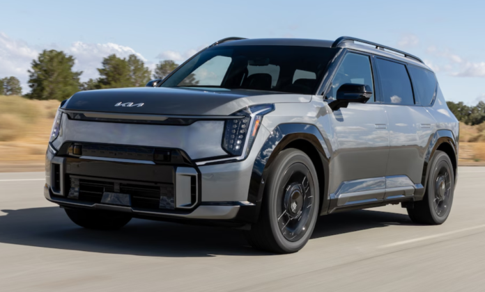 Kia की EV9 को मिला वर्ल्‍ड कार ऑफ द ईयर और वर्ल्‍ड EV का खिताब
