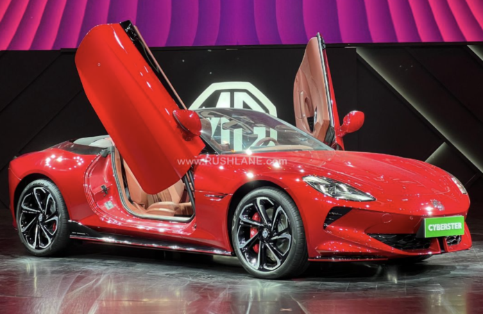 MG Motors ने शोकेस किया Cyberster इलेक्ट्रिक स्पोर्ट्स कार