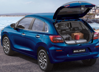 Toyota Maruti Tata Hyundai की किस Premium Hatchback Car पर है कितनी वेटिंग