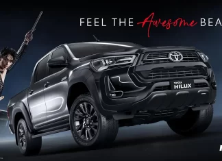 Toyota Innova Hycross Facelift Spied Again: New Front-End Design Takes Inspiration From Hilux