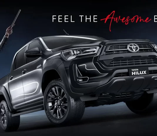 Toyota Innova Hycross Facelift Spied Again: New Front-End Design Takes Inspiration From Hilux