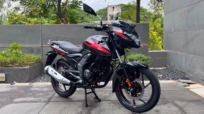 Bajaj’s Big Move: Every Pulsar Bike to Get a TFT Screen- But There’s a Catch