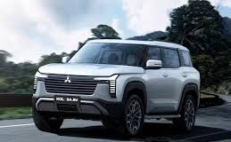 Mitsubishi Pajero returns: 2.4L diesel, 480 Nm, ladder-frame and 7 seats in new generation