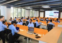EICHER’S AI-POWERED UPTIME NXT IS HERE: India’s First Uptime Control Tower Could Save Truck Fleets LAKHS Every Year!